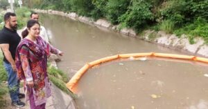 JMC issues directions to prevent pollution of water bodies, Floating Trash Boom Barriers introduced