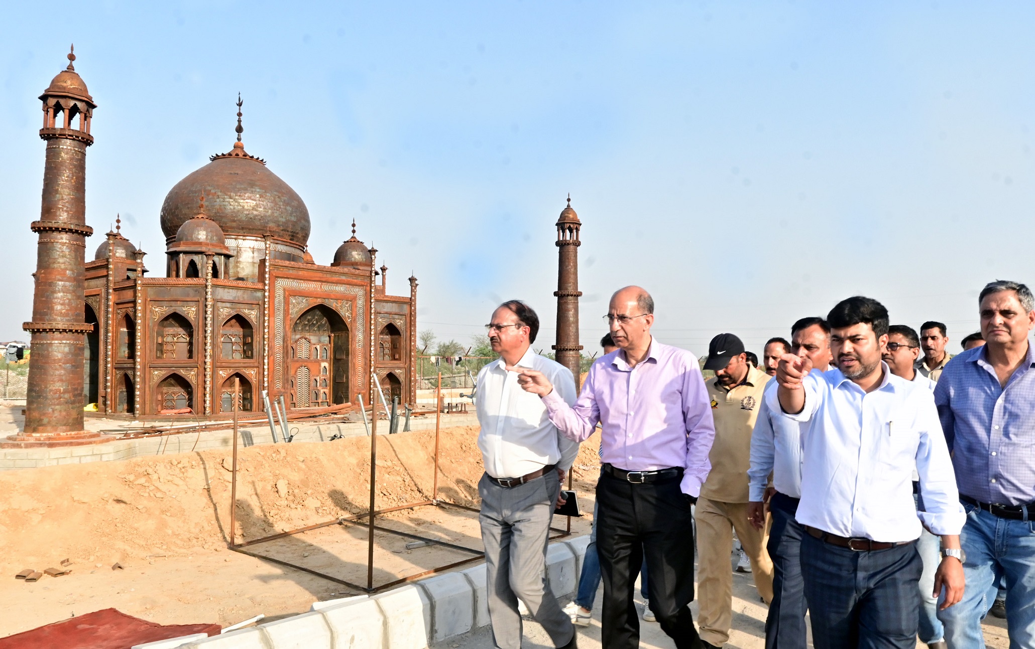 Advisor to CM reviews Jammu Smart City projects-19-2