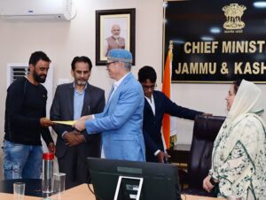 CM Omar Abdullah hands over regularisation orders to CPWs of School Education Department-25