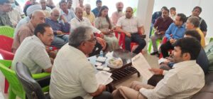 JMC Commissioner assesses civic issues in Greater Kailash Colony, assures speedy redressal