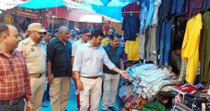 JMC Commissioner inspects footpath encroachments in Old City, Announces strict enforcement drive