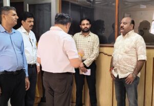 Deputy Chief Minister conducts surprise inspections of PMGSY, JKPCC, DIQC offices in Jammu-6