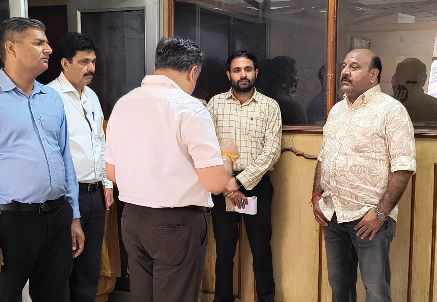 Deputy Chief Minister conducts surprise inspections of PMGSY, JKPCC, DIQC offices in Jammu-6